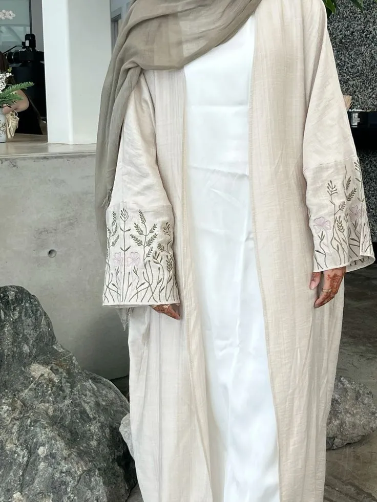 Abaya putih